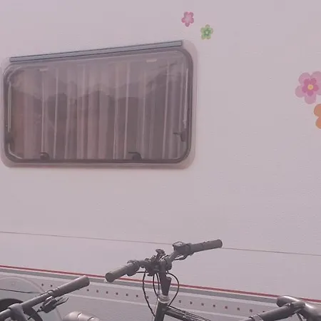 La Roulotte Oneheart ベッド・アンド・ブレックファスト *